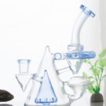 pyramid glass bong with hollow triangle design and water-cycling system