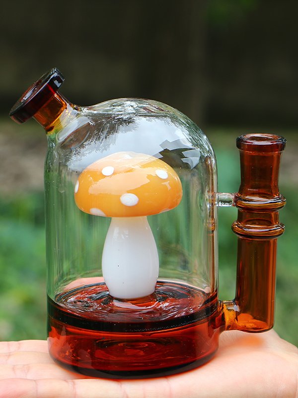 Amber Mushroom Glass Bong – Handcrafted Scenic Borosilicate Water Bong