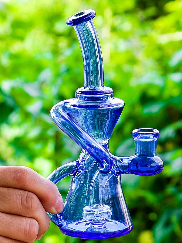 Blue vortex recycler glass bong with whirlpool water filtration for beginners